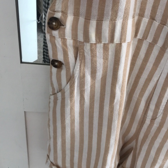 NWT Hollister Striped Romper - Picture 4 of 8